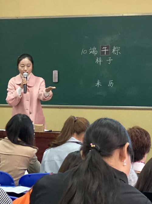 拨云见雾现朝阳 新教育养成真信仰 -洛龙区养成教育